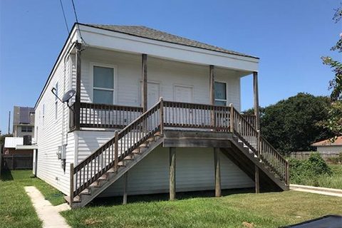 32-unit apartment complex in Metairie, LA